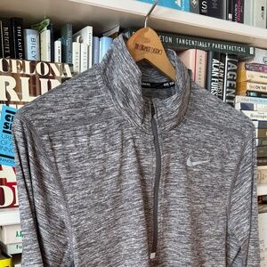 Nike | S | 1/4 Zip Running Top